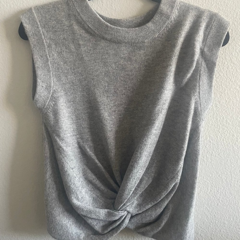 New Bloomingdales Aqua Sleeveless Gray Cashmere Top with Tags